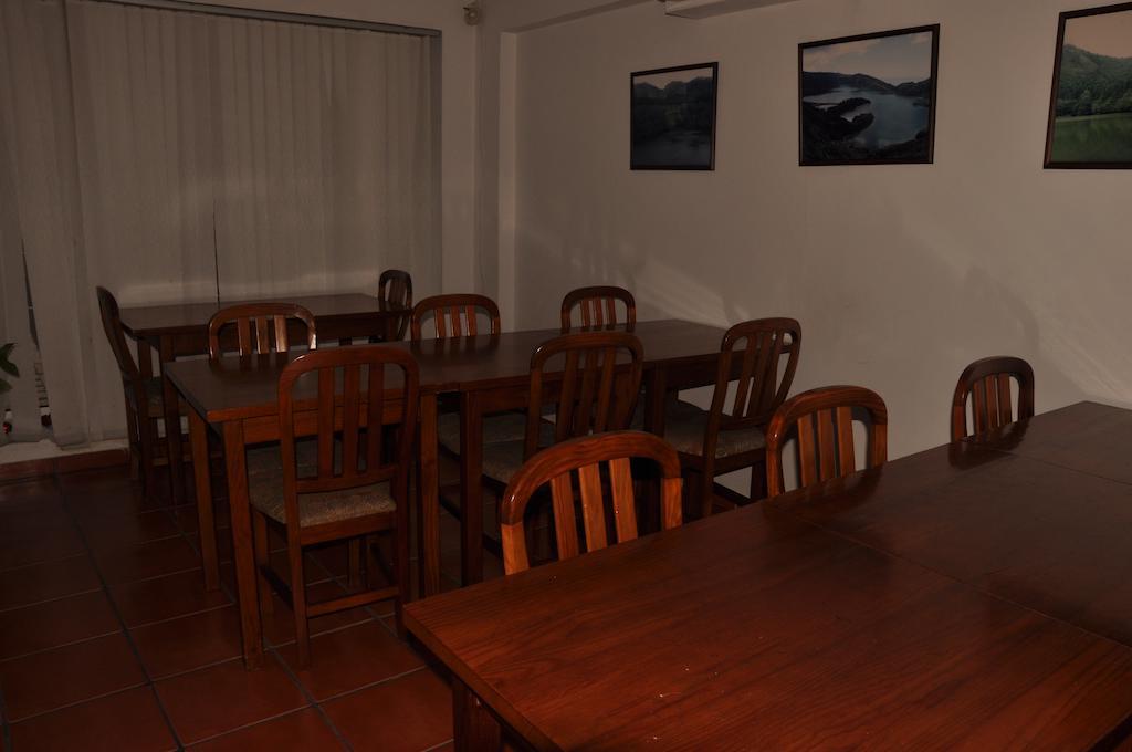 蓬塔德尔加达 Residencial D. Joao III酒店 外观 照片